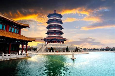  Das Penglai Pavilion – Ein Ort derMythen und atemberaubender Panoramablicke!