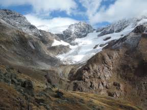 Die Niyanggou-Schlucht: Ein Paradies für Wanderer und Fotografen!